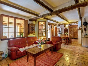 House | Living room - Holiday Home in Le Luc With Pool & Vineyards (Le Luc)