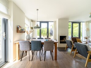 House | Dining