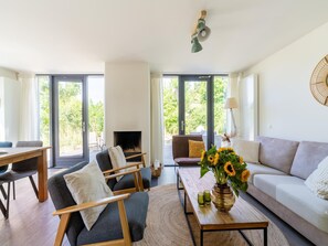 House | Living room