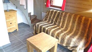 Chalet | Ruang keluarga | Stasiun docking MP3
