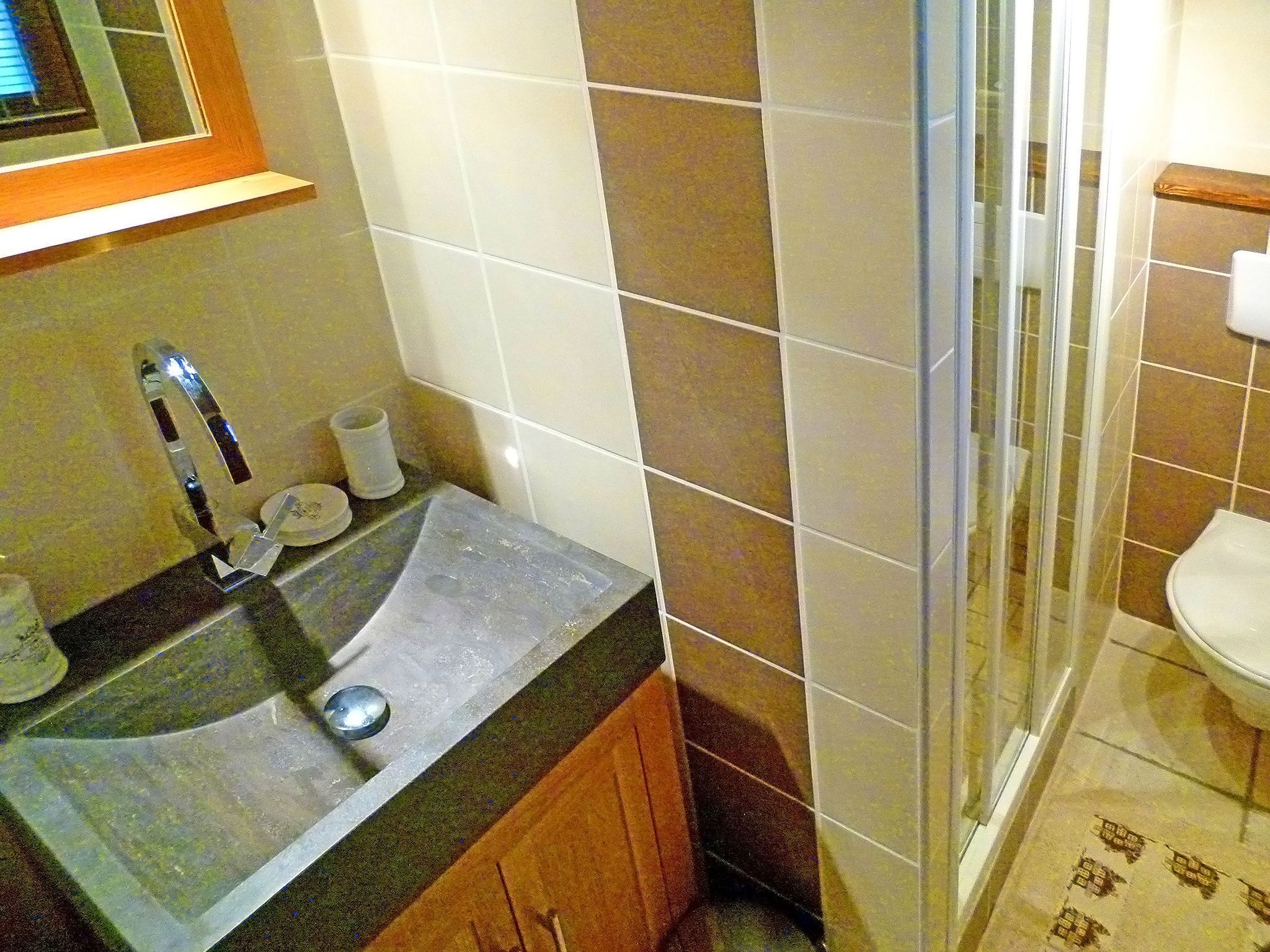 Chalet | Kamar mandi | Shower