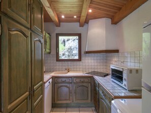 Chalet | Private kitchen - Chalet in Lotharingen Near Forest & Ski Lift (La Bresse)
