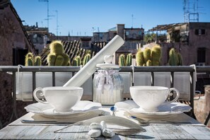 Outdoor dining - C.LUXURY TOP (Roma)