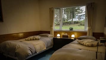 Soundproofing, free WiFi, bed sheets