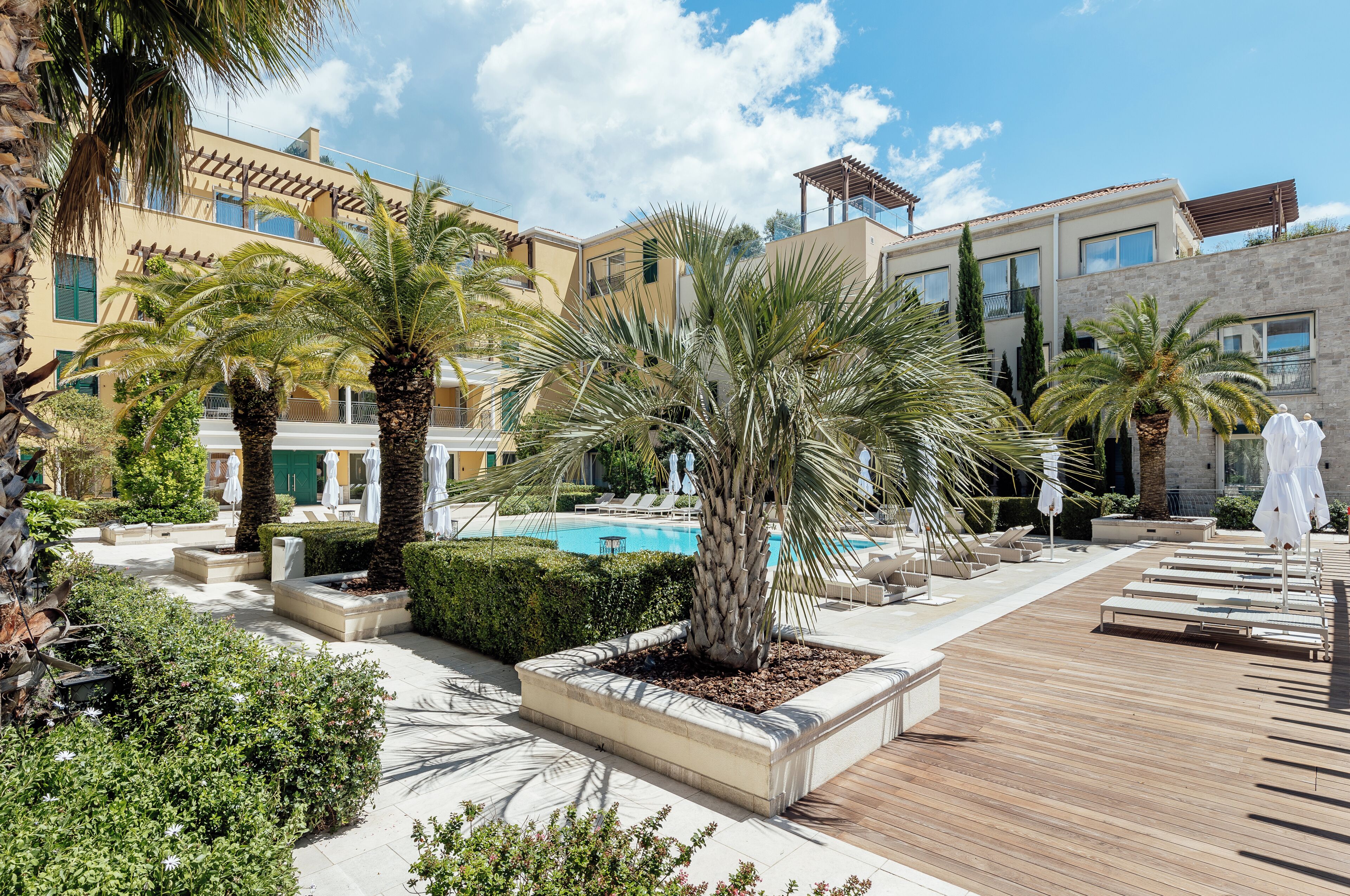 Zimmer, 1 King-Bett, barrierefrei (1 Bedroom - Kumbor Suite) | Allergikerbettwaren, Daunenbettdecken, Zimmersafe, Schreibtisch