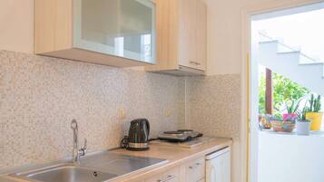 Stúdíóíbúð | Einkaeldhúskrókur | Míní-ísskápur, eldavélarhellur, rafmagnsketill