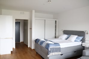 Apartamento, vistas al mar | Decoración individual, mobiliario individual, cunas (de pago)