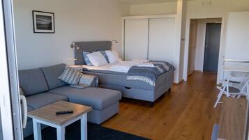 Apartment, Sea View | Individually decorated, individually furnished, cribs/infant beds