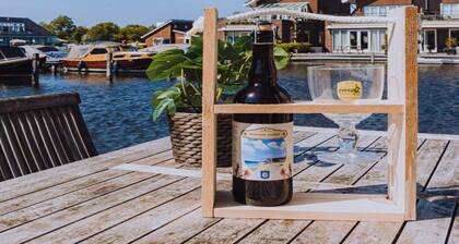 Nice Houseboat with Dishwasher near Amsterdam