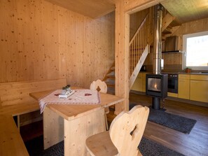 Chalet | Dining - Nice Chalet With Infrared Sauna (Sankt Georgen am Kreischberg)