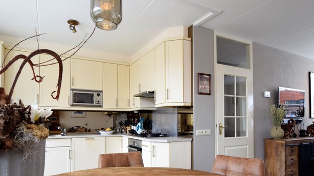 House | Private kitchen - Lovely Holiday Home in Noordwijk With Garden (Noordwijk)