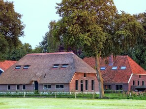 Exterior - Group Accommodation Doornspijk Located in the Veluwe (Doornspijk)