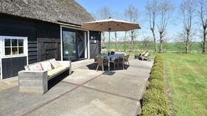Exterior - Farmhouse in Zeeland With Terrace (Kamperland)
