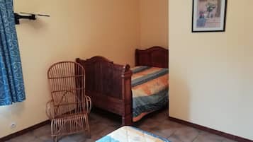 House | 2 bedrooms, individually furnished