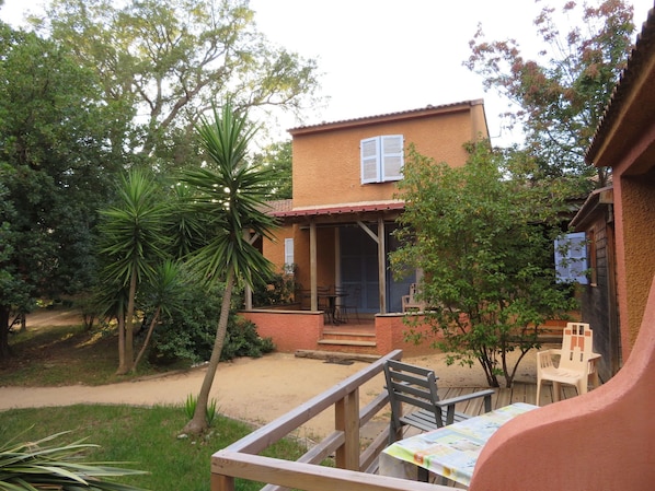 Exterior - Holiday Home in Corsica by the Sea (Poggio-Mezzana)