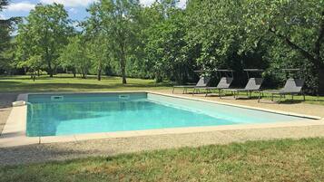 Piscine extérieure