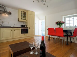 Dining - Paradiasical Apartment in Lutjewinke With Pool, Sauna, Patio (Lutjewinkel)