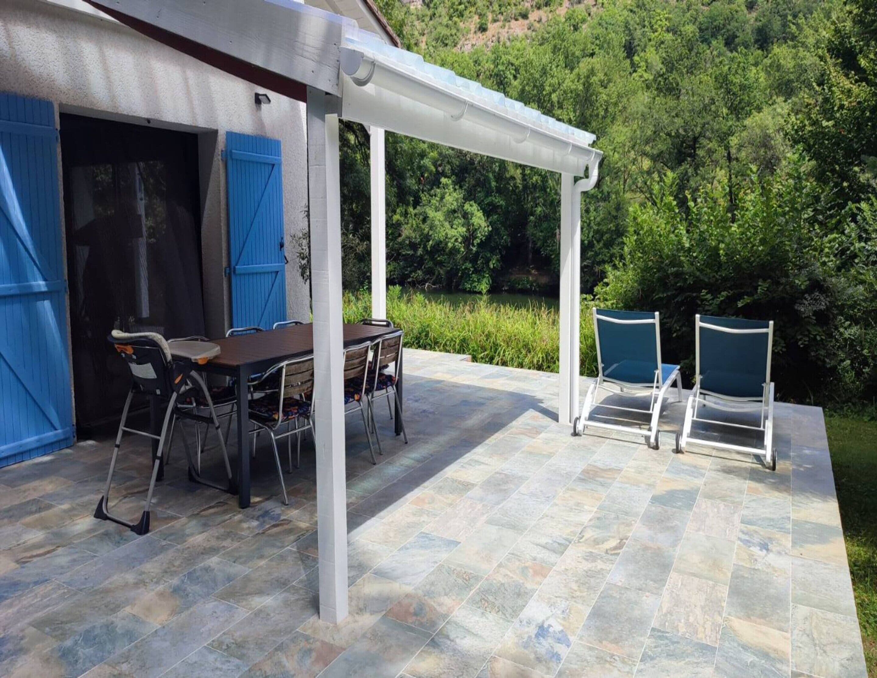 Villa | Balcony