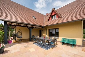 บ้านพัก | ระเบียง