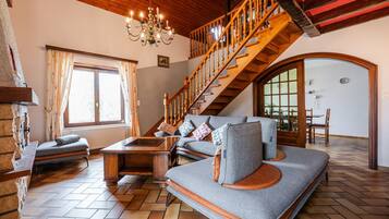House | Living room