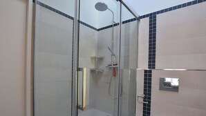 House | Bathroom - Great Holiday Home at Breskens near Beach (Breskens)
