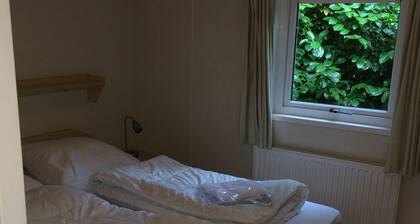 Comfortable Chalet With Combi-microwave Near Amerongse Berg