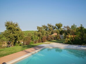 Pool - Beautiful Holiday Home in Mauroux With Swimming Pool (Montayral)
