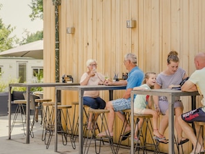 Outdoor dining - Dreamy Chalet with Covered Terrace near Nature (Zuna)