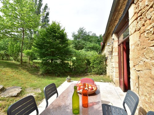 Pleasing Holiday Home With Pool,terrace,garden, Bbq, Heating