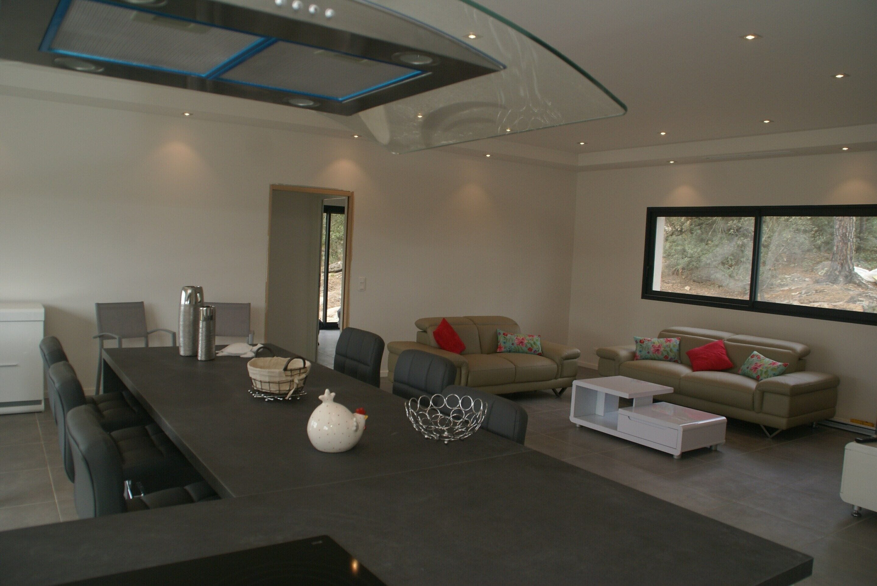 Villa | Dining