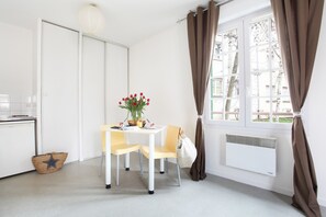 Dining - NEORESID SAINT GERMAIN (AMIENS)