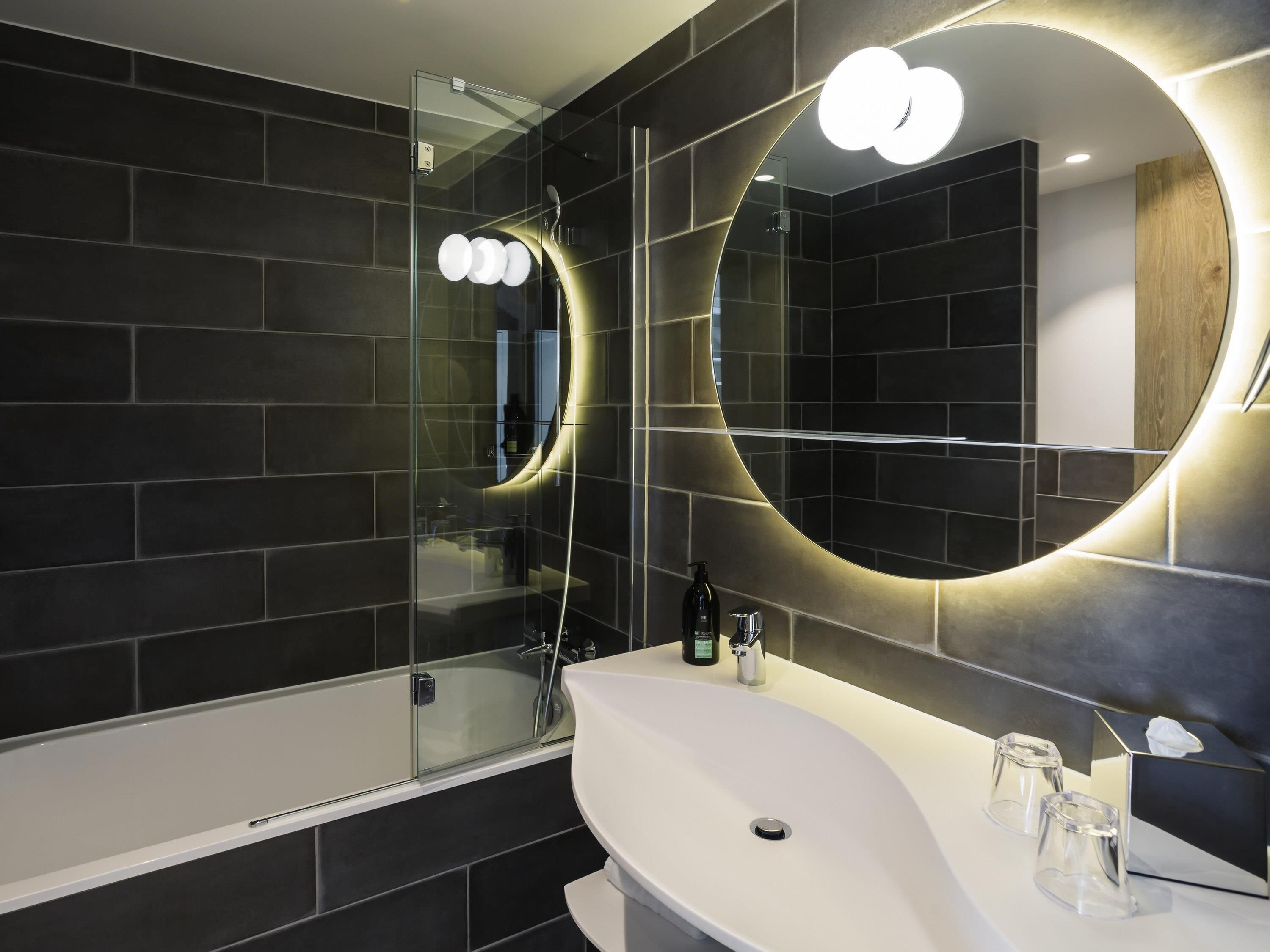  milieuvriendelijk toiletgerief, een haardroger