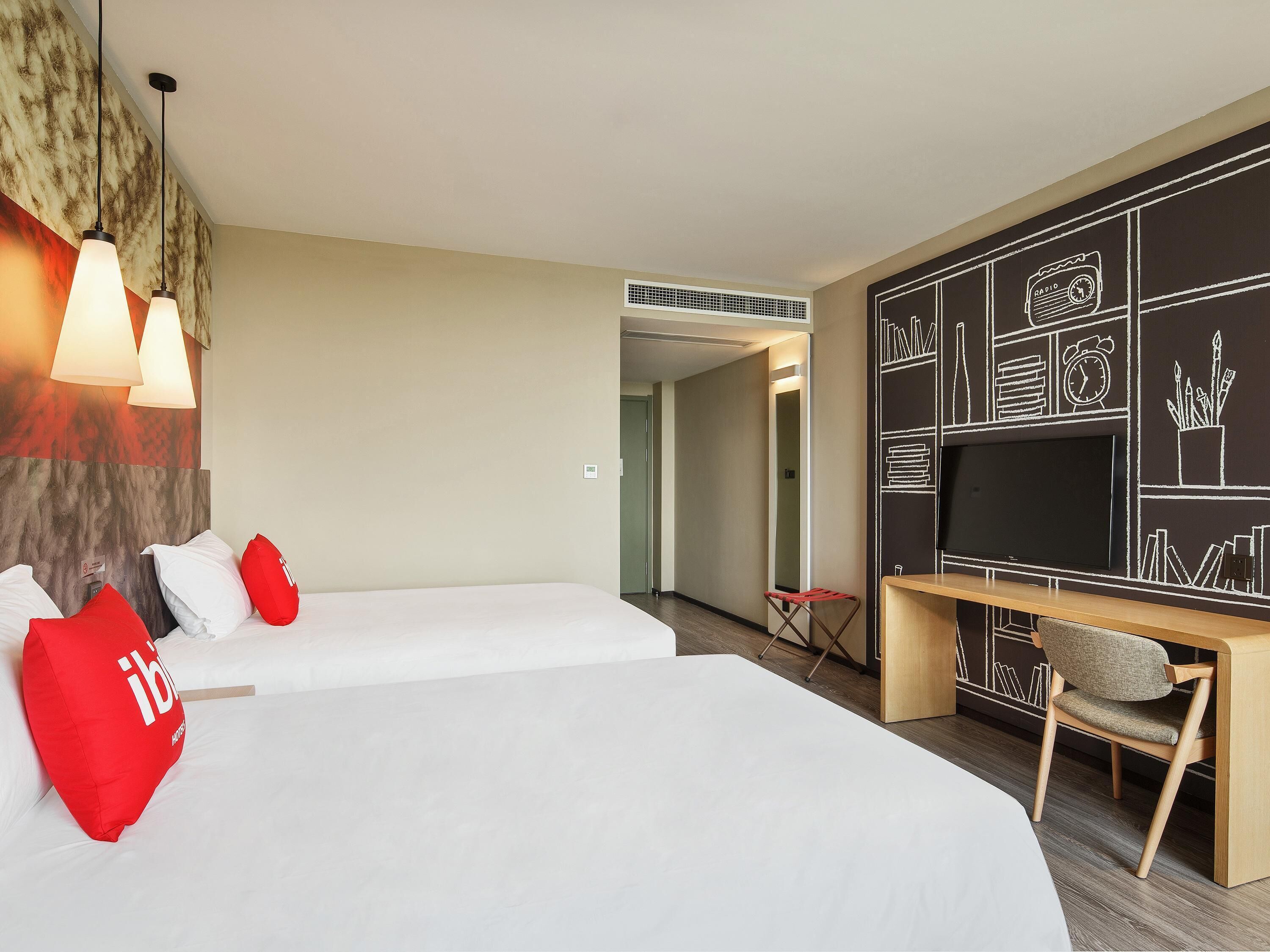 Twin Room, 2 Single Beds | Free WiFi