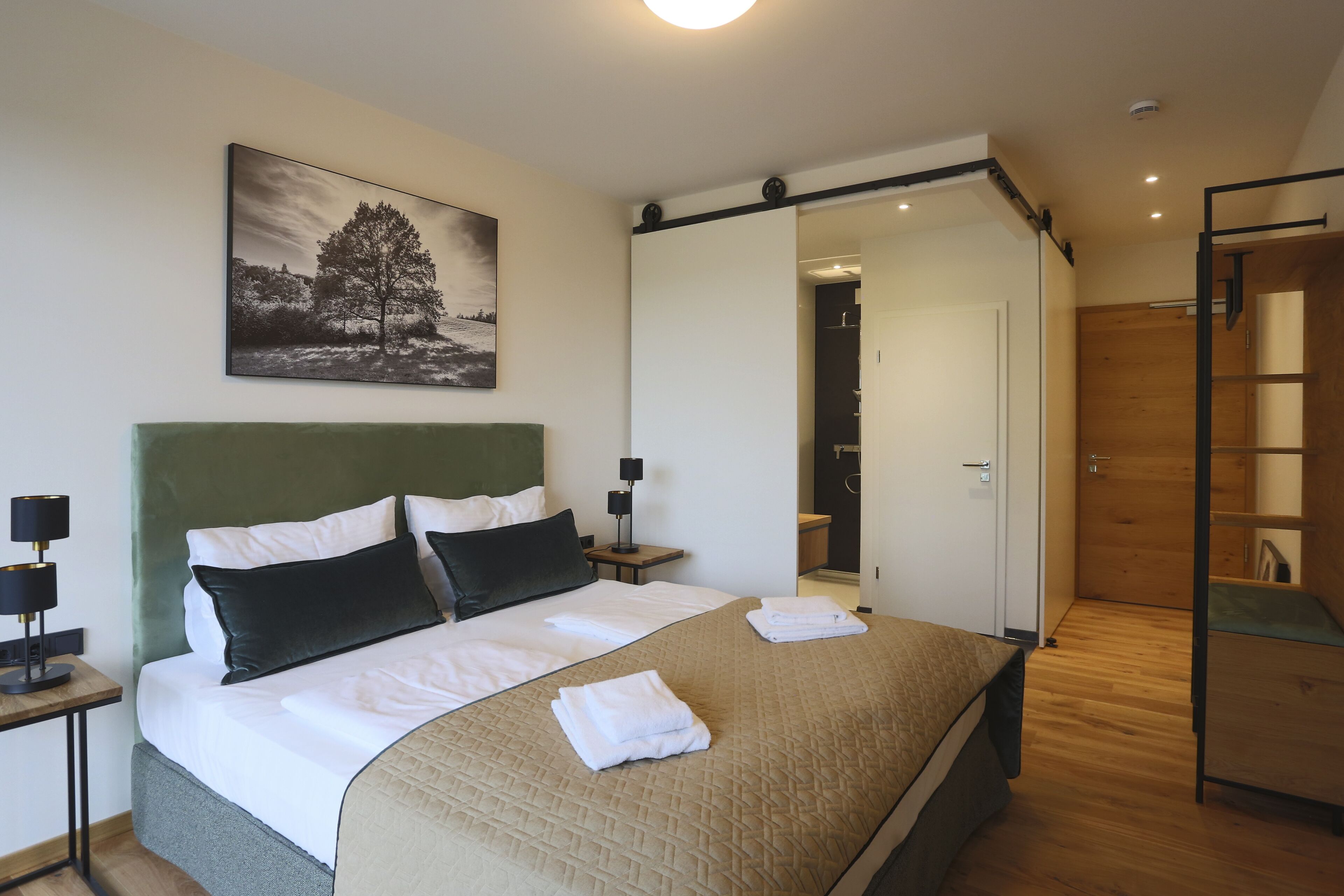 1 bedroom, premium bedding, down duvets, select comfort beds