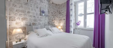 Apartment (One bedroom Apartment) | 1 bilik tidur, katil bayi mudah alih