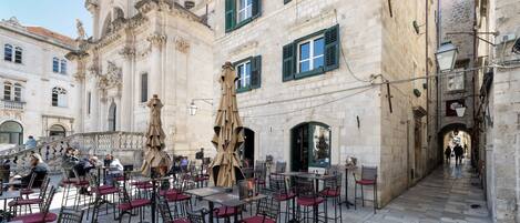 Studio (Studio Apartment) | Aerial view