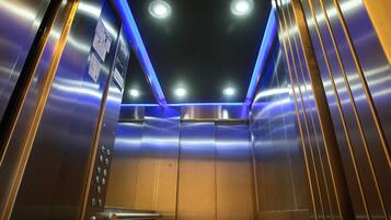 Elevator
