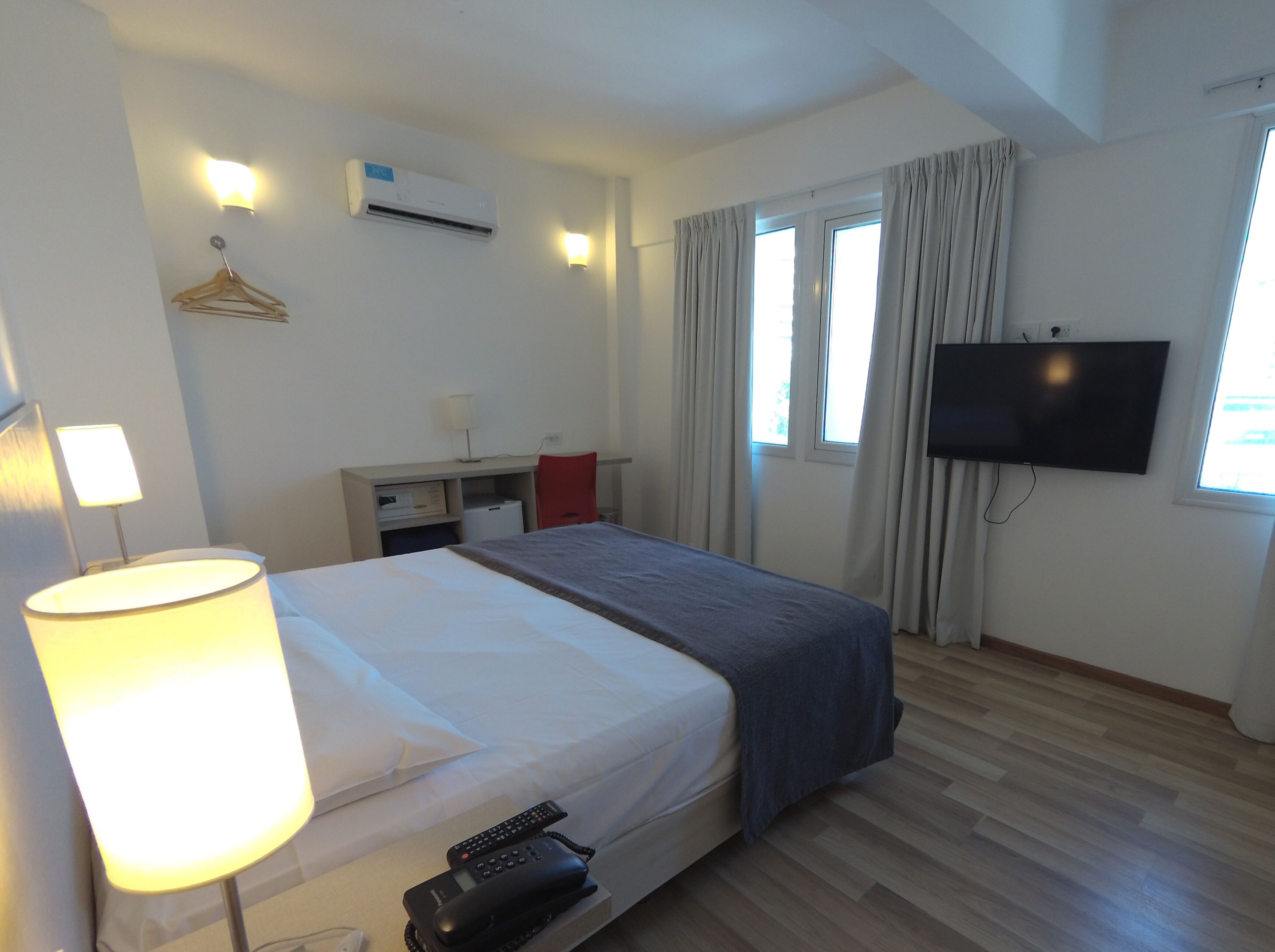 standard double room | in-room safe, blackout curtains, soundproofing, iron/ironing board