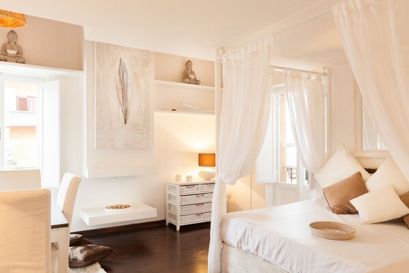 2 bedrooms