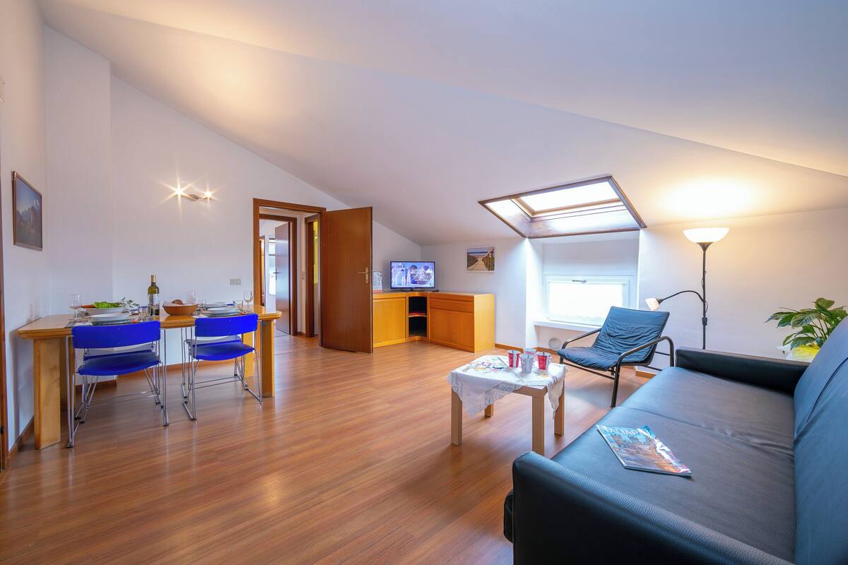 Appartement Familial, 1 chambre (Casa Franco e Ilva 2) | Coin séjour | Télévision à écran plat