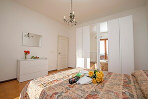 Family Apartment, Multiple Bedrooms, Mountainside (Balcone Panoramico sul Garda) | 2 bedrooms, iron/ironing board, WiFi, bed sheets - Balcone Panoramico sul Garda (Tremosine)