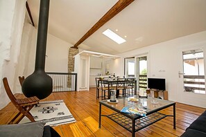 Family Townhome, Multiple Bedrooms, 2 Bathrooms (Casa Alla Grotta) | Dining - Casa Alla Grotta (Arco)