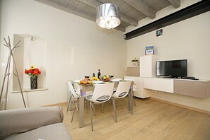 Family Apartment, Multiple Bedrooms (Residenza Il Cavaliere del Lago) | Interior - Residenza Il Cavaliere del Lago (Riva del Garda)