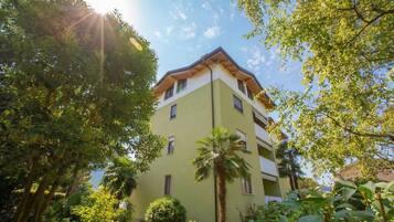Family Apartment, Multiple Bedrooms (Bella Arco Apartment) | Exterior