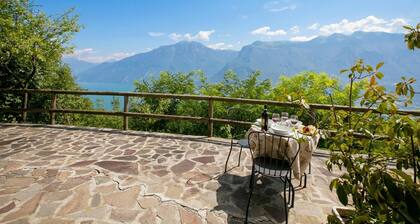 Tremosine Wonderful Lake View 1