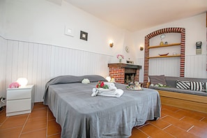 Studio Familial, vue montagne, côté montagne (Tremosine Wonderful Lake View 1) | Intérieur