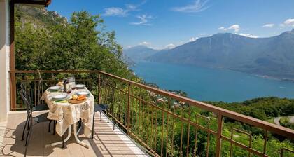 Tremosine Wonderful Lake View 2