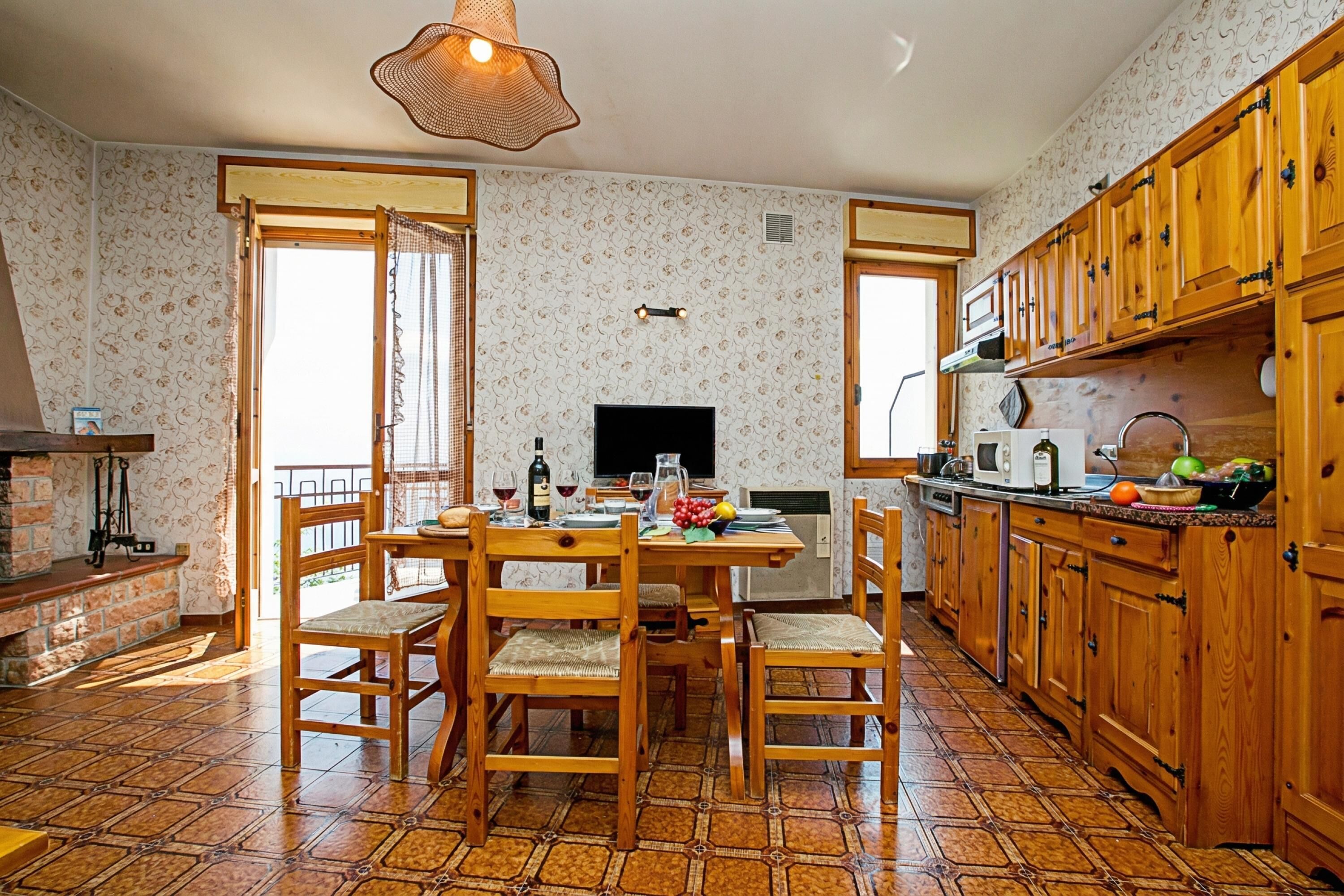 Familienapartment, Mehrere Schlafzimmer, Bergseite (Tremosine Wonderful Lake View 2) | Speisen