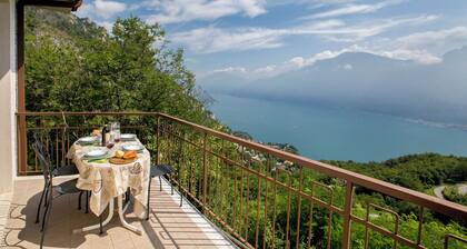 Tremosine Wonderful Lake View 2