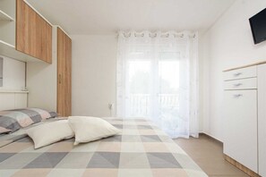 2 quartos, Wi-Fi de cortesia, roupa de cama